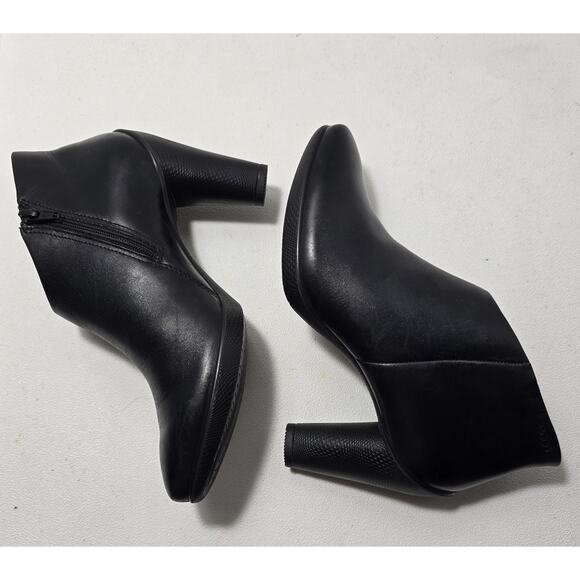 WOMEN'S ECCO LEATHER SIDE ZIP ANKLE BOOTS BOOTIES BLACK HEELS SZ 37-US 6.5 B - Picture 4 of 10